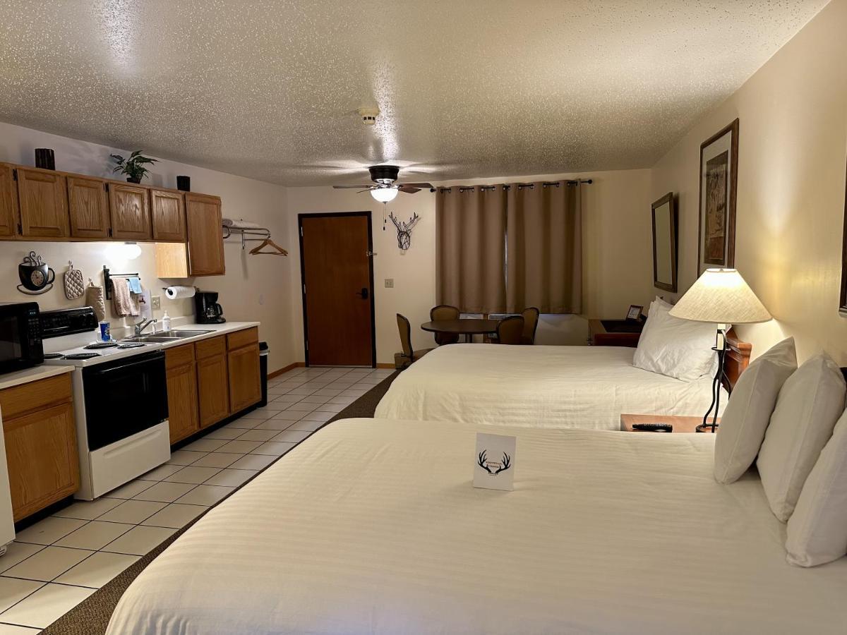 Whitetail Creek Resort Lead Exteriér fotografie